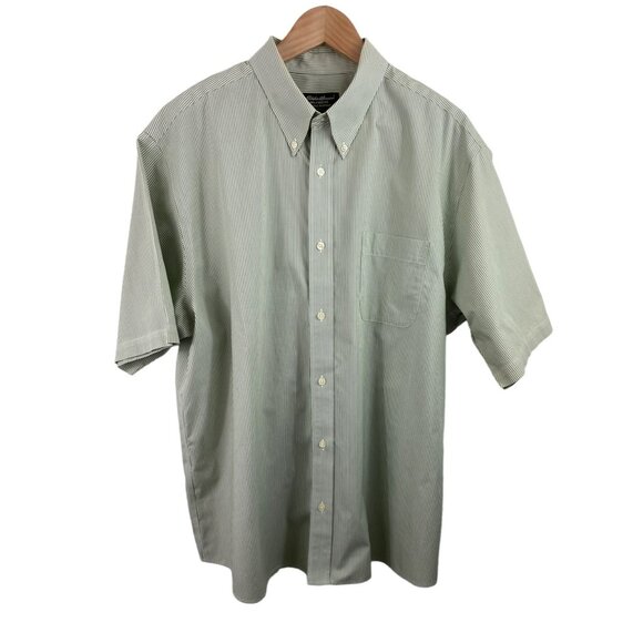Eddie Bauer Relaxed Fit Men XL Green White Striped Short Sleeve Button Up Shirt - Picture 1 of 9